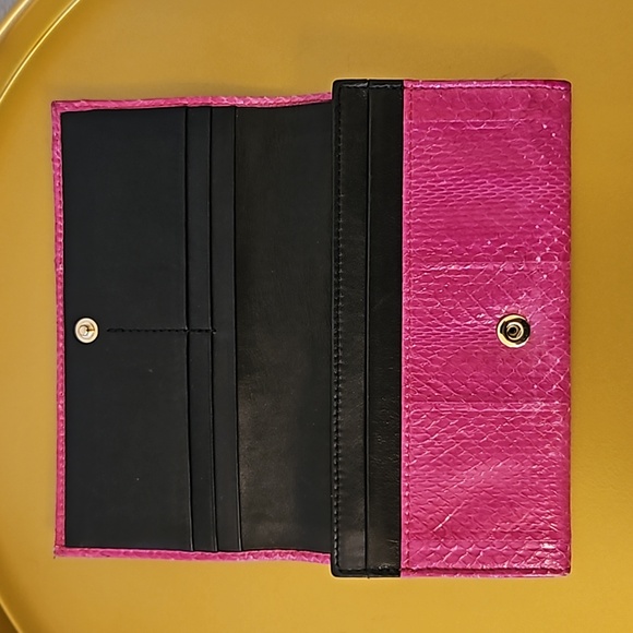 EUC Jimmy Choo Snakeskin Continental Wall in Hot Pink w/ COA - Picture 3 of 15